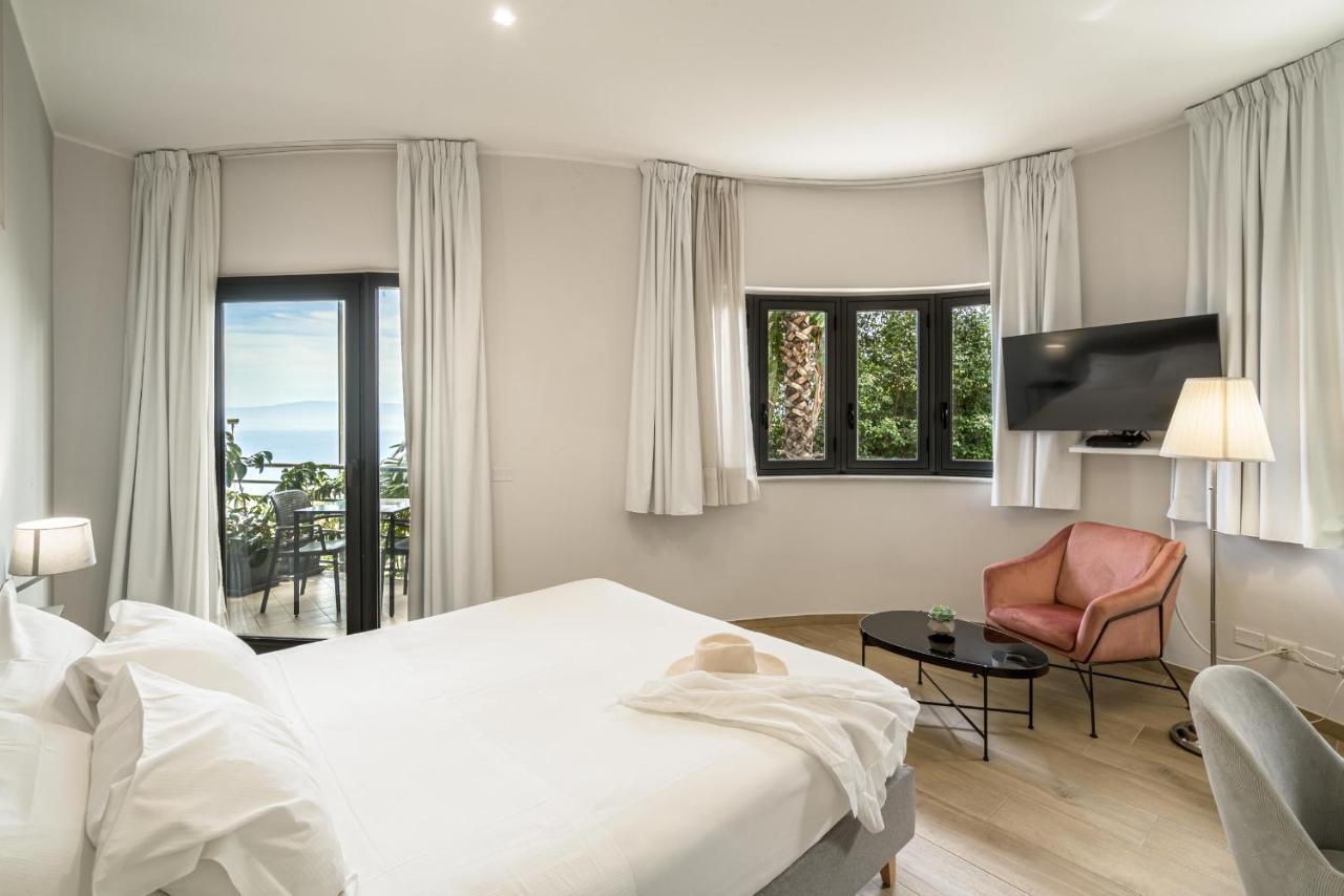 Taormina Palace Hotel Екстериор снимка