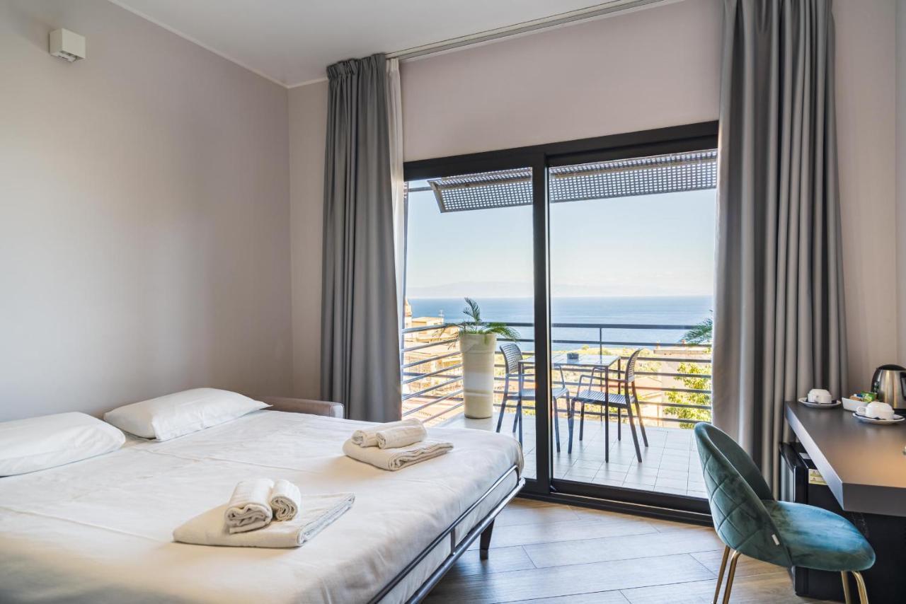 Taormina Palace Hotel Екстериор снимка