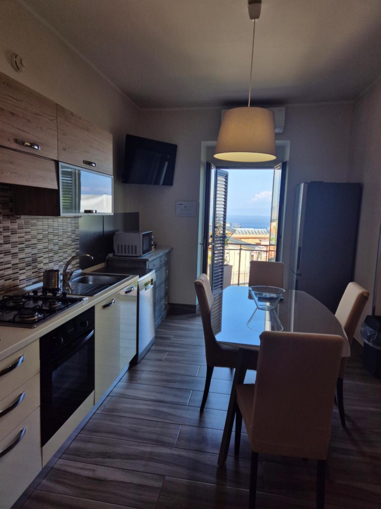 Taormina Palace Hotel Стая снимка